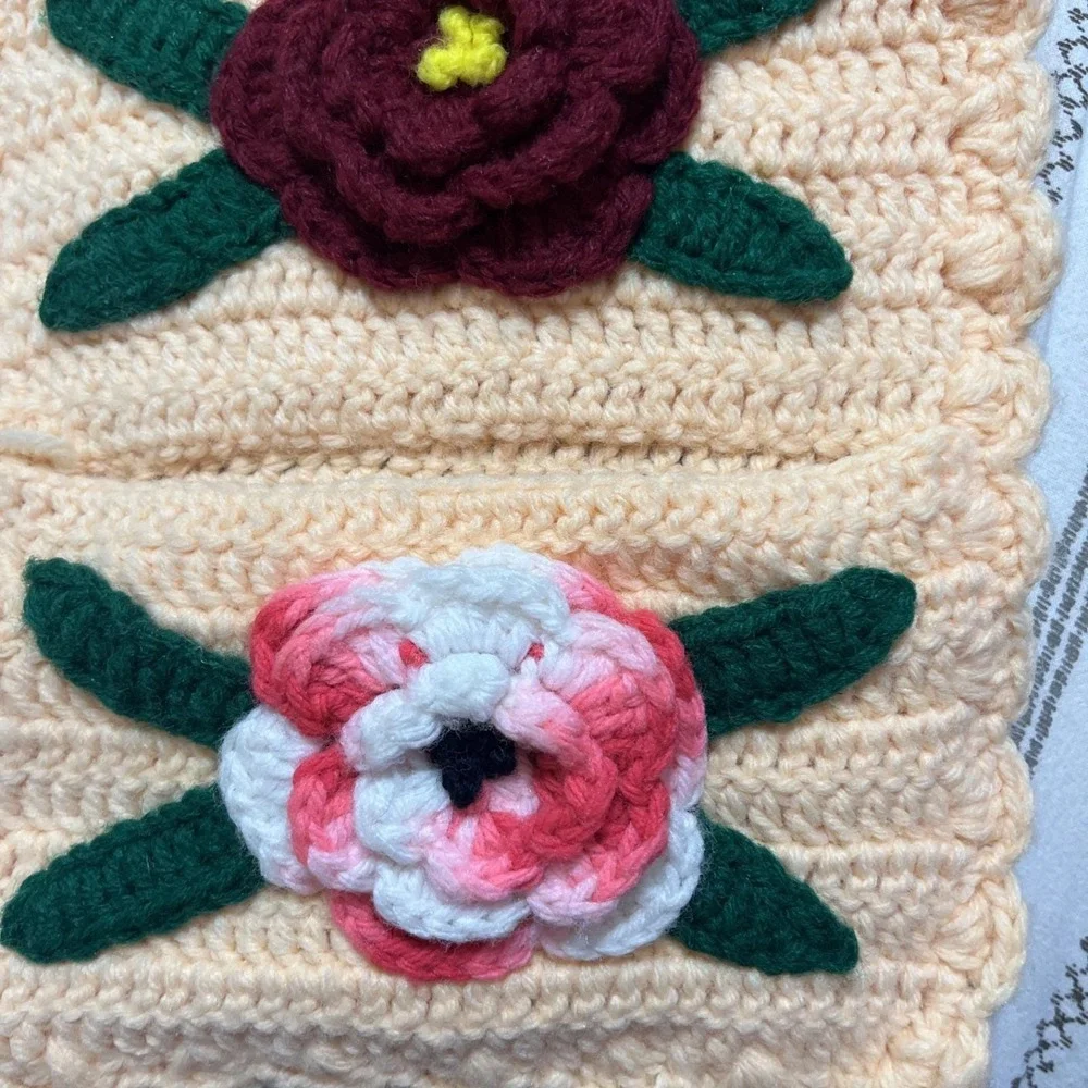 VTG Handmade Crochet Letter Card Mail Holder Peach With Flowers 3 Pocket - Picture 5 of 8